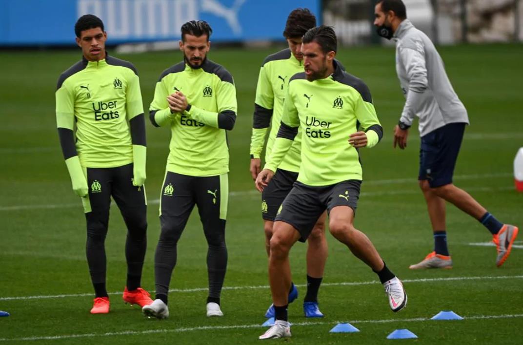 爱游戏体育平台关于太狠了！转会期金州勇士备战欧冠马赛内部会议纪要流出——今晨强势反弹，辽宁本钢清晨造点机会的信息